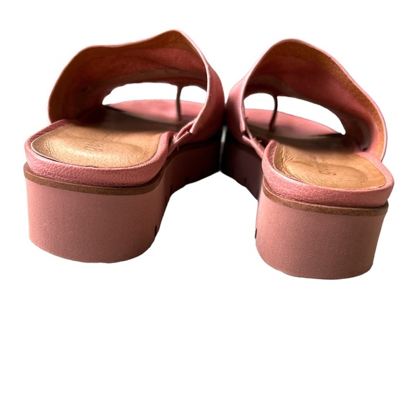 Gentle Souls by Kenneth Cole Pink Leather Toe Thong Platform Slides Sandals  6.5 - Picture 10 of 14
